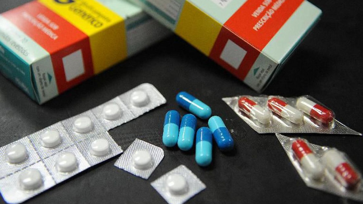 riscos automedicação