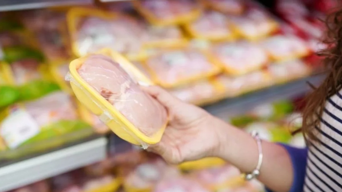 Frango tem alta acumulada de 4