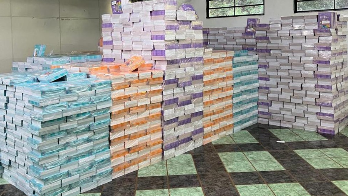 livros didáticos
