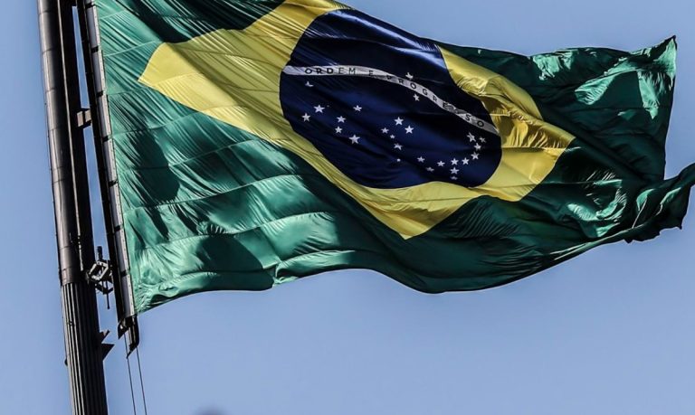 Brasil sobe quatro posições no Ranking