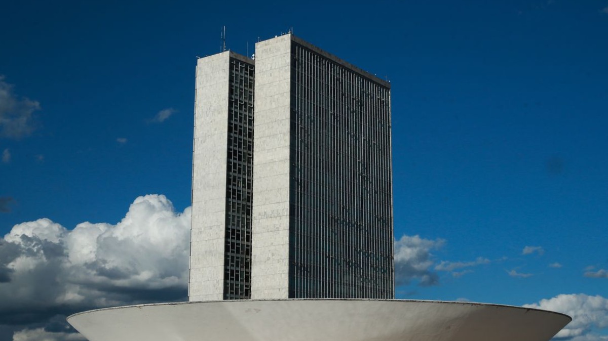 mudanças políticas 2023