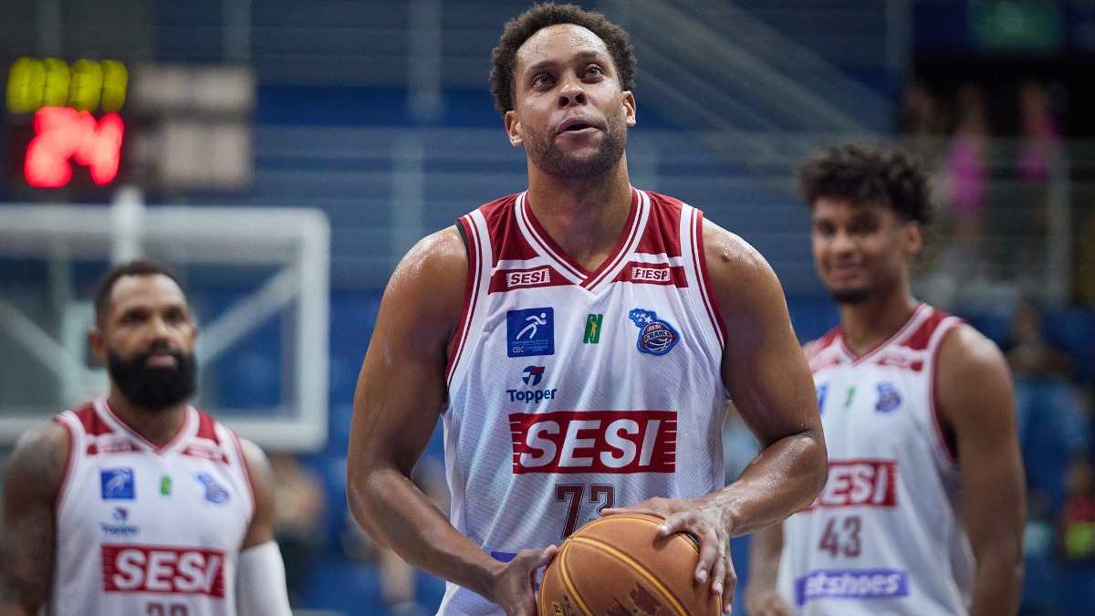 Franca Basquete enfrenta o Pinheiros pelo