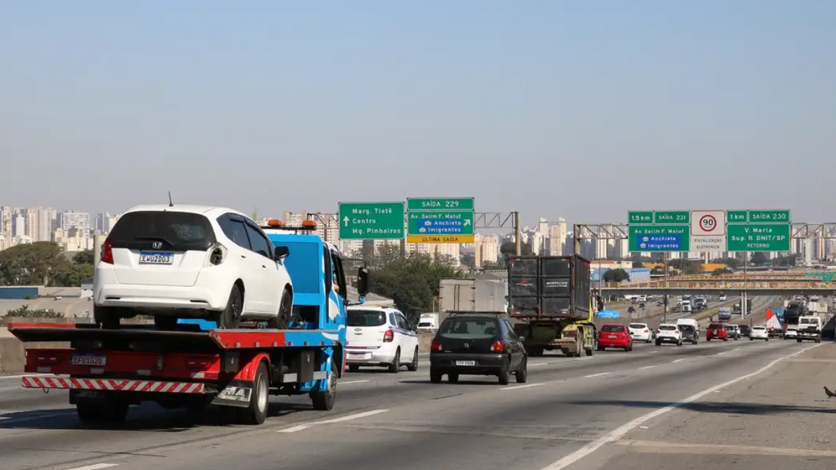 acidentes com caminhões e ônibus