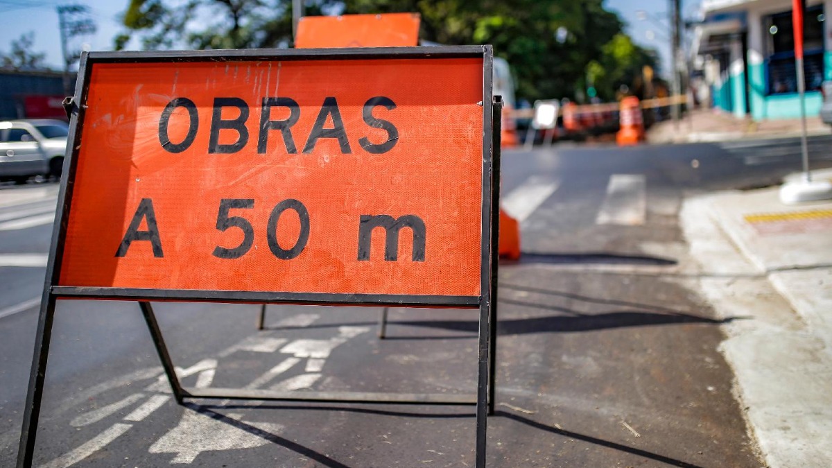 sinalização obras vias públicas