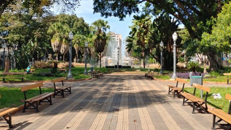 As praças de Ribeirão Preto
