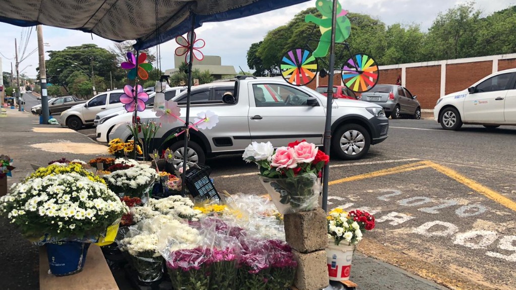 Vendas ambulantes cemitérios