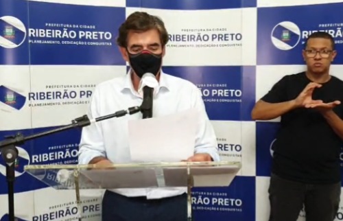 política nas três esferas