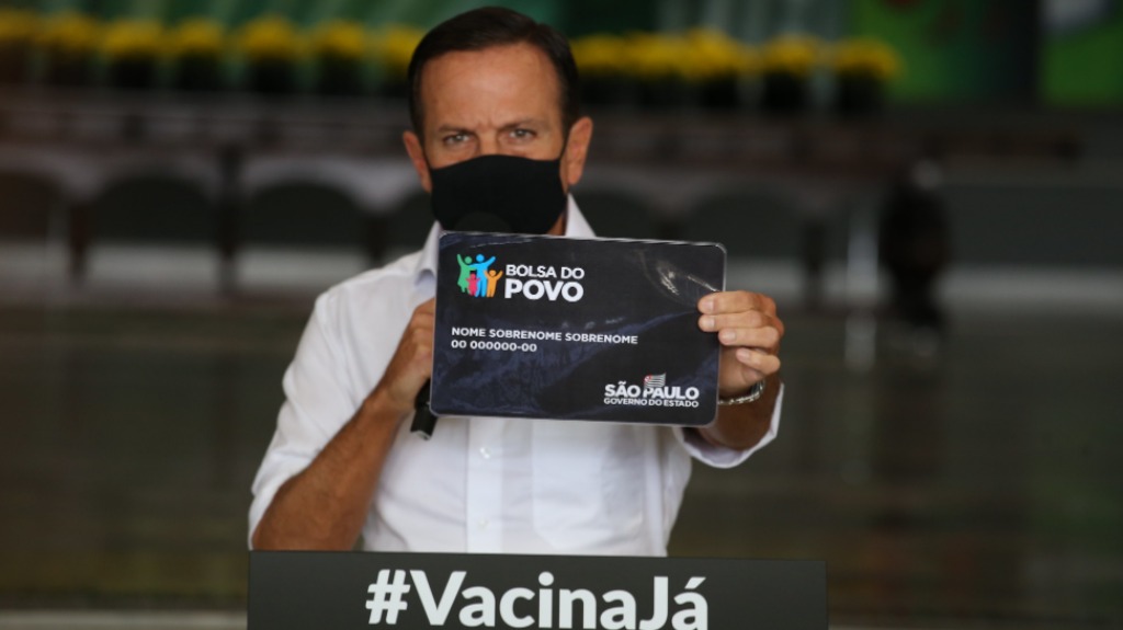 vacinação e programas sociais
