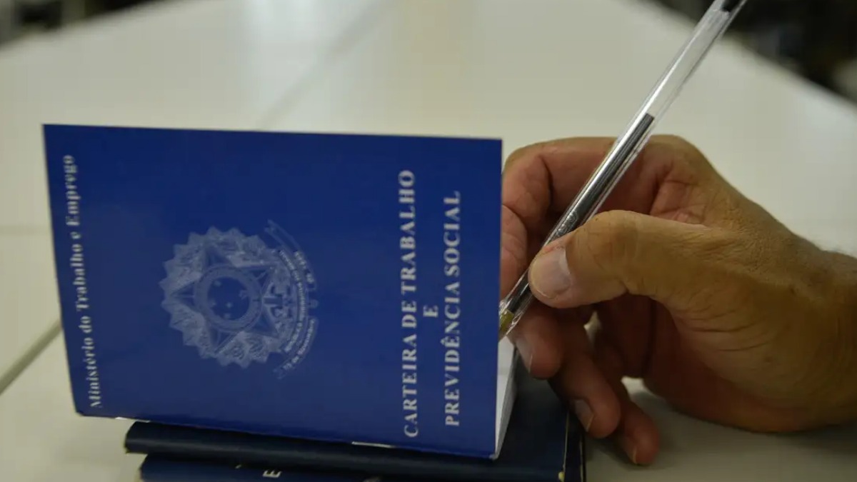 criação de empregos formais
