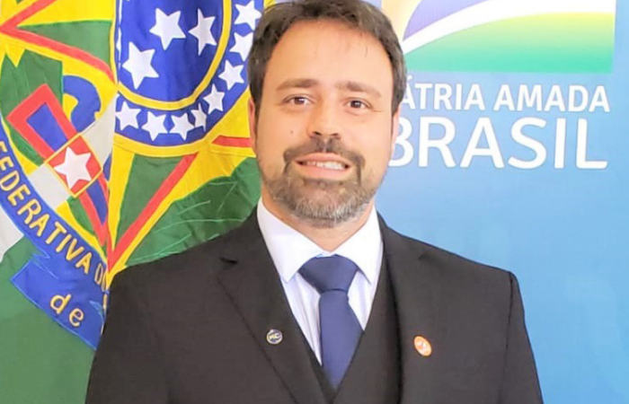 Primeira sessão após cassação de Lincoln Fernandes tem veto mantido e expectativa por novo vereador